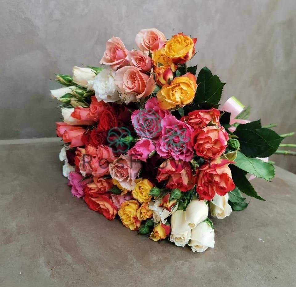 Букет цветов из: Розы в Тим