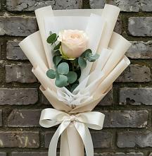 Букет цветов из:  Розы в Тим