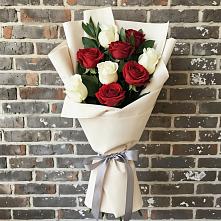 Букет цветов из:  Розы в Тим