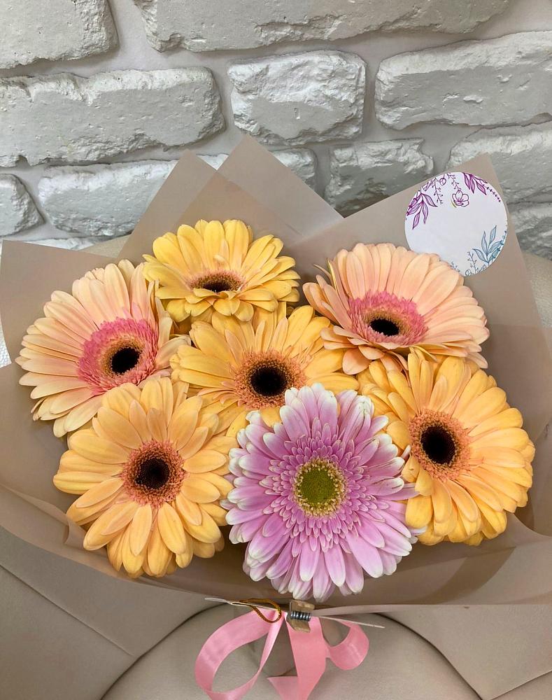 Букет цветов из: Герберы в Тим