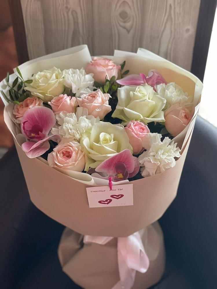 Букет цветов из: Орхидеи, Розы и Гвоздики в Тим