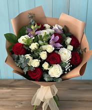 Букет цветов из:  Розы и Альстромерии в Тим