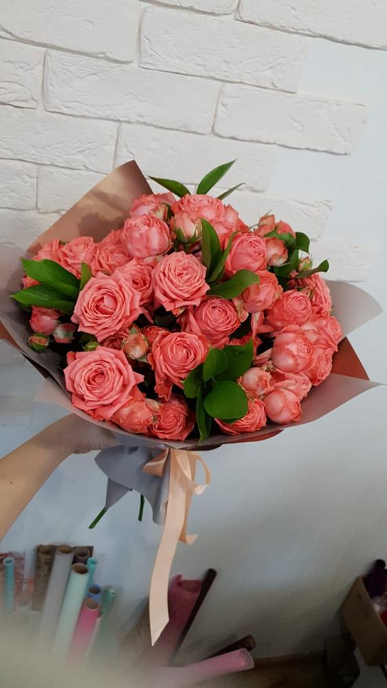 Букет цветов из: Розы в Тим