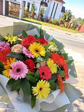 Букет цветов из:  Герберы #REPLACE_PRED# Тим