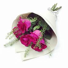 Букет цветов из:  Розы в Тим