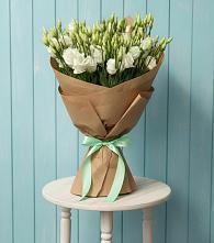 Букет цветов из:  Лизиантусы в Тим