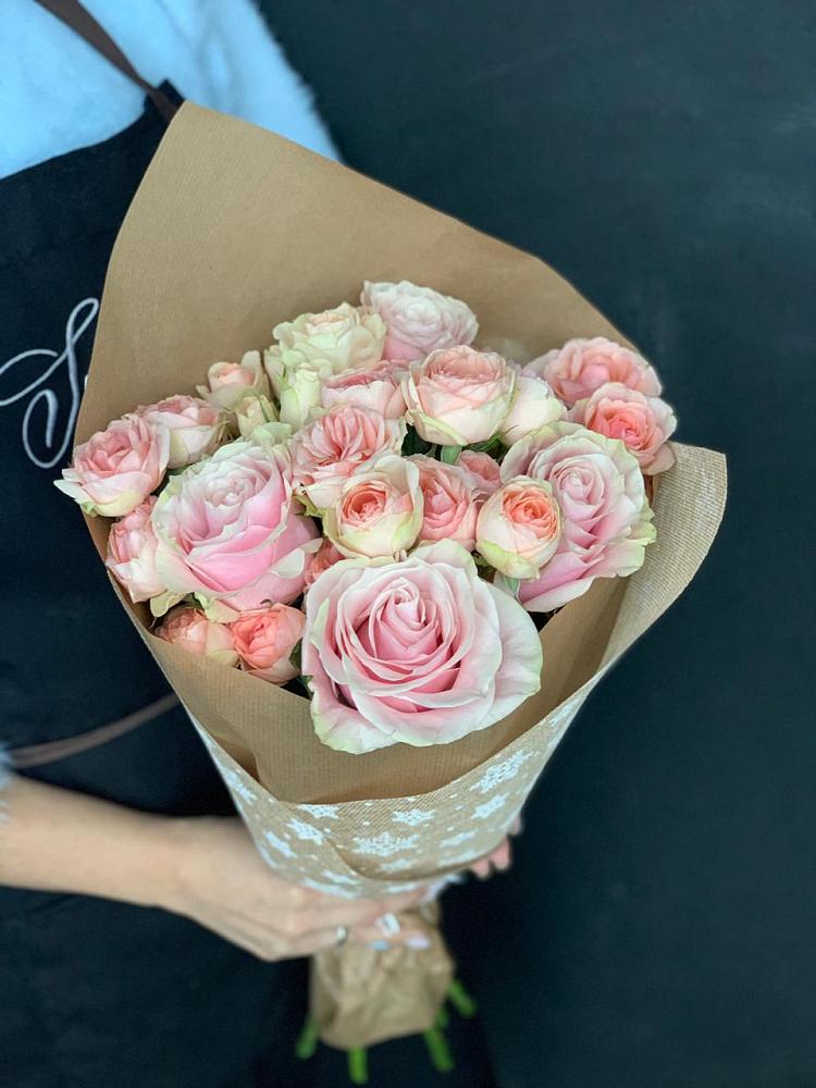 Букет цветов из: Хризантемы и Розы в Тим