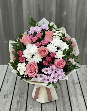 Букет цветов из:  Альстромерии, Гвоздики, Розы и Хризантемы в Тим