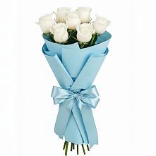 Букет 7 белых роз Проуд в Тим