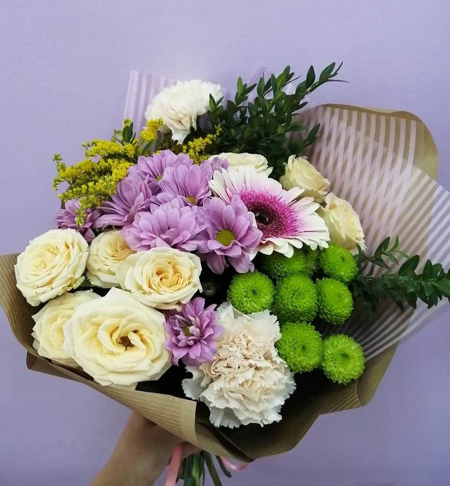 Букет цветов из: Хризантемы, Розы, Гвоздики и Герберы в Тим