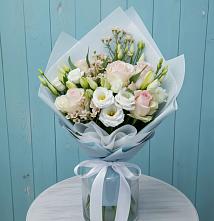 Букет цветов из:  Розы и Лизиантусы #REPLACE_PRED# Тим
