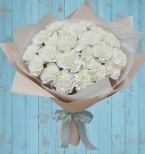 Букет цветов из:  Гвоздики в Тим